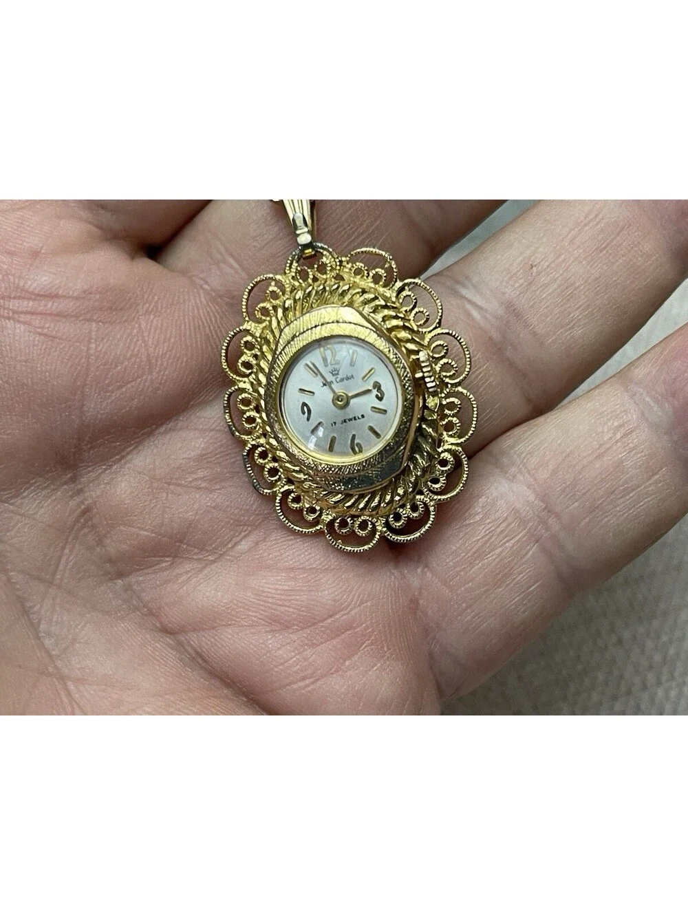 Vtg Jean Cardot Cameo Pendent Necklace wind up watch on reverse side.